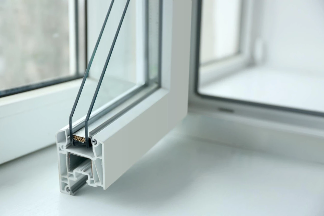 Finestre in PVC a Pesaro soluzioni termiche per il clima adriatico